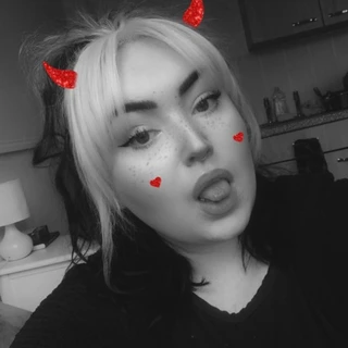 Amyy Sativa