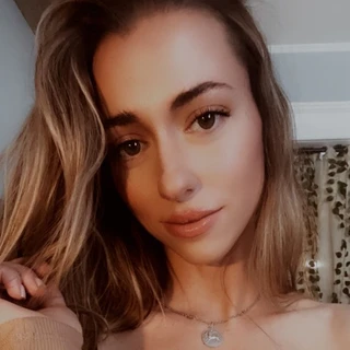 Arielle Fox