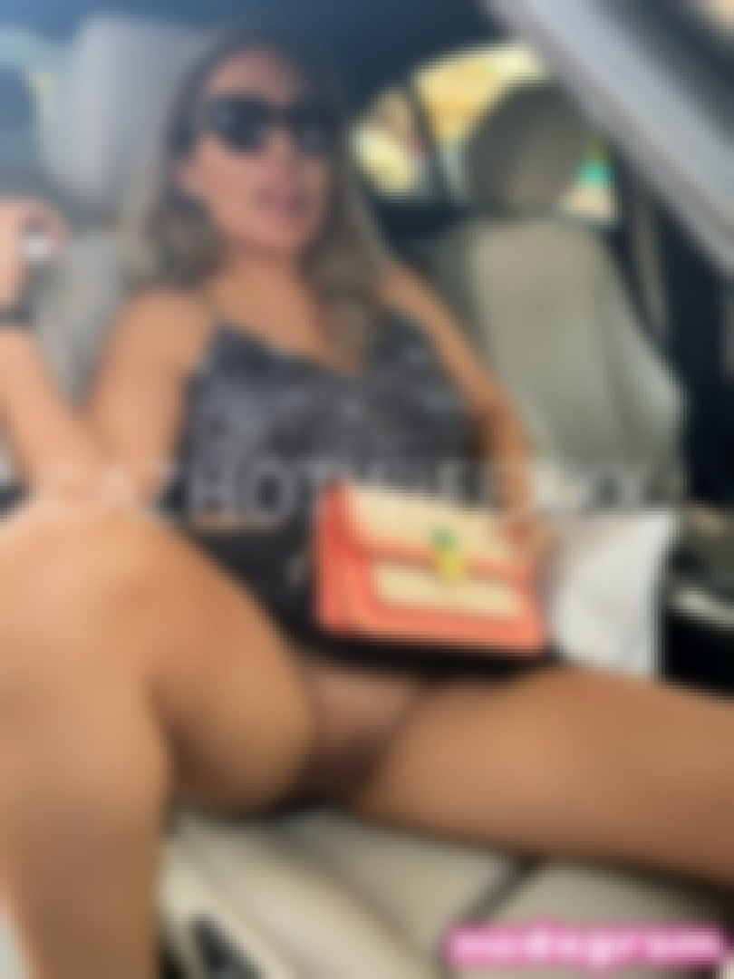Azhotwifexxx