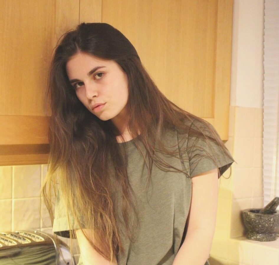 Beth Lauren