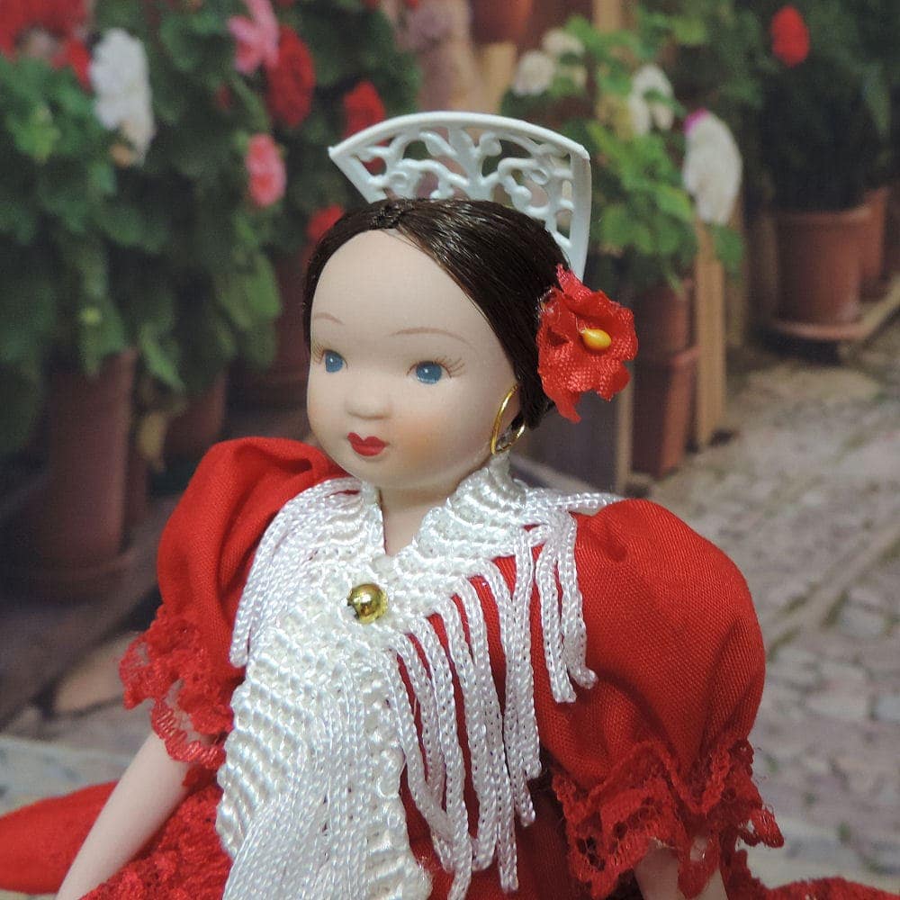 Blonde Spanish Doll Bj