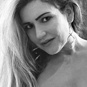 Bonnie Lynn