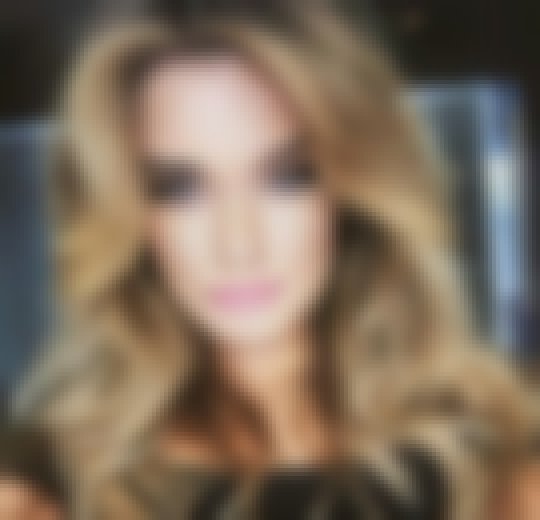 Chloe Ann Lloyd Vip