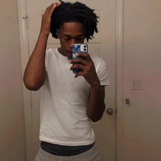 Devin Holt