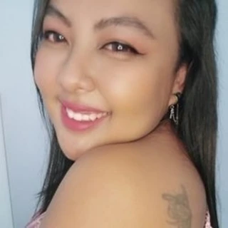 Doll Face Mia