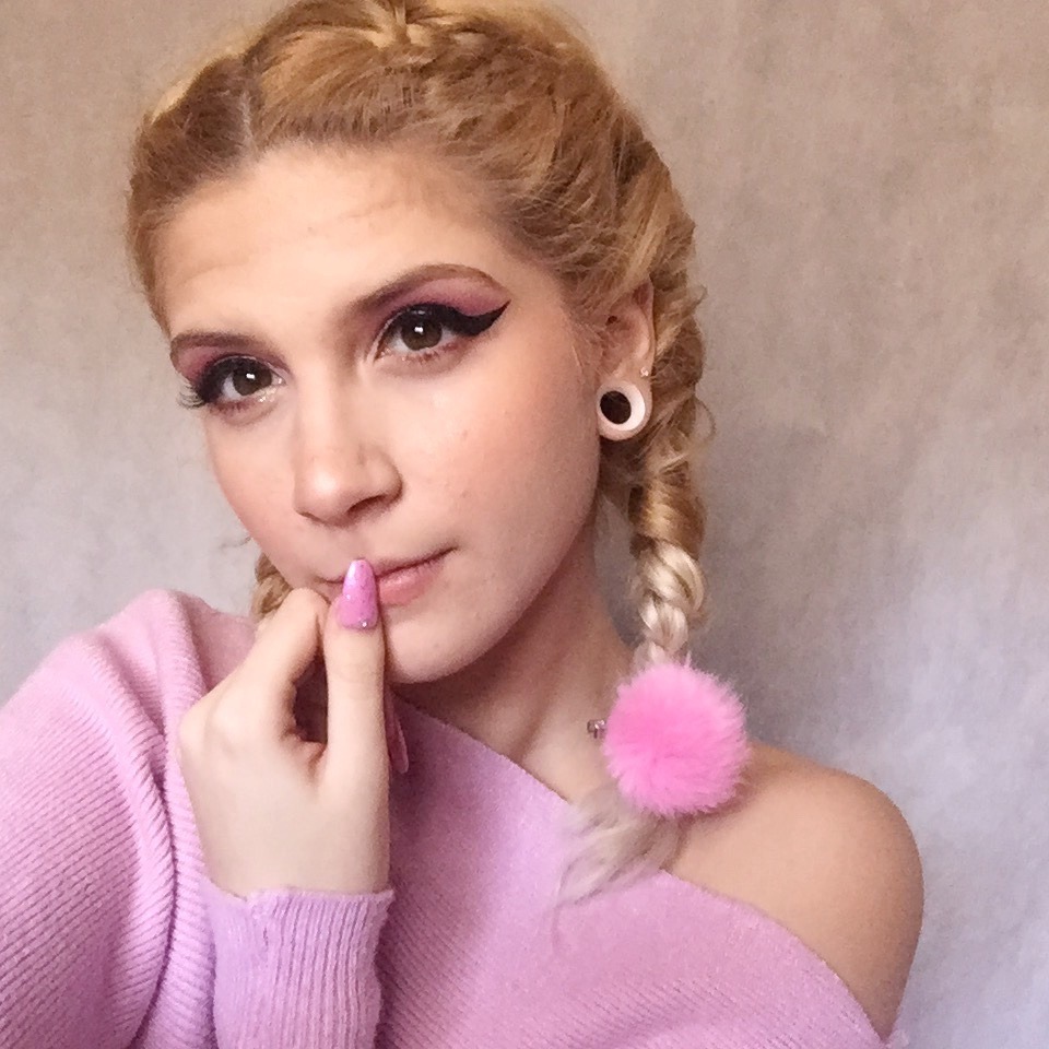 Dolly Mattel Free