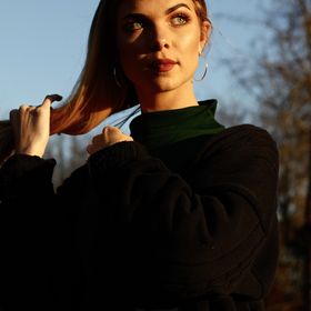 Elle Harris