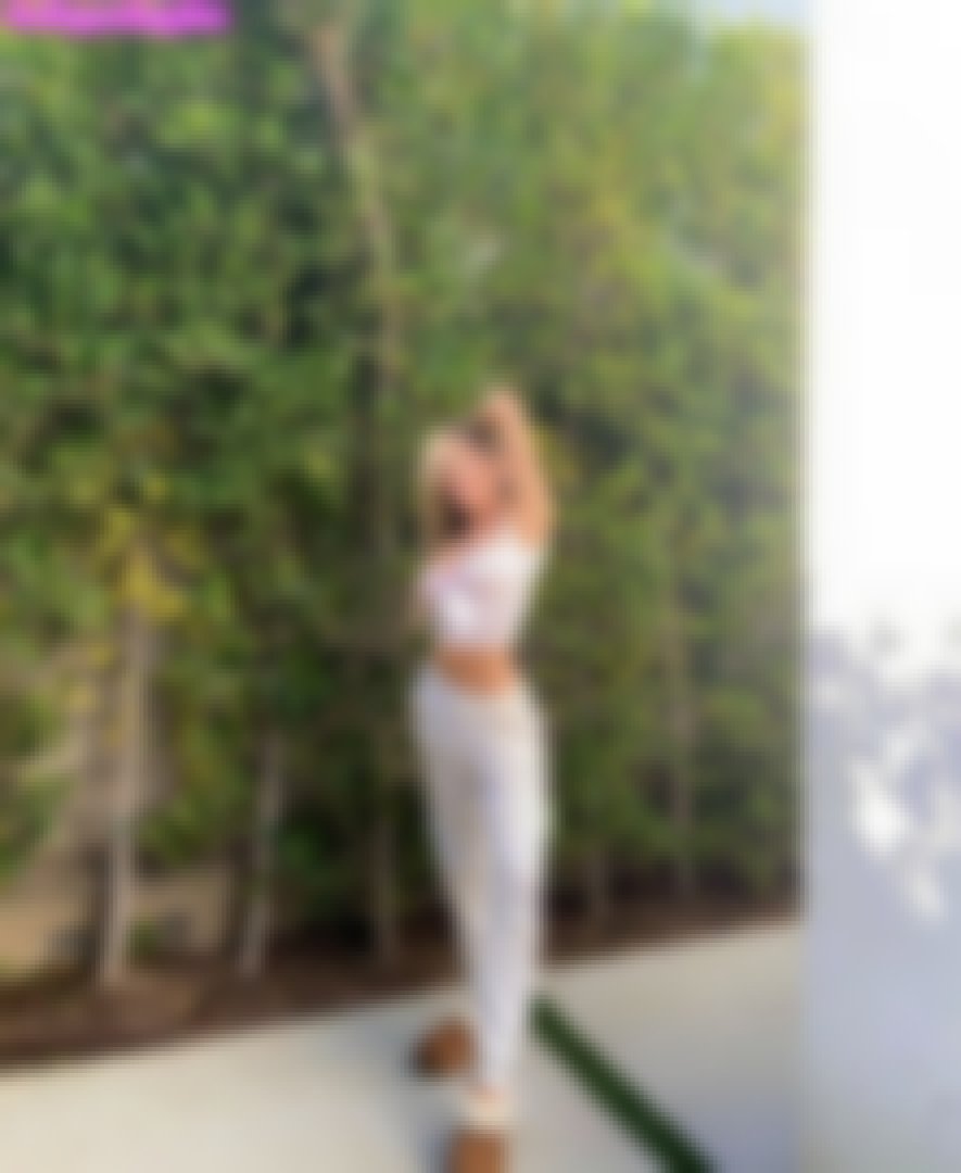 Emmy Corinne