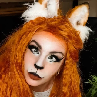 Foxy Vixen