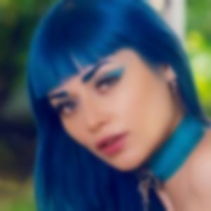 Jewelz Blu