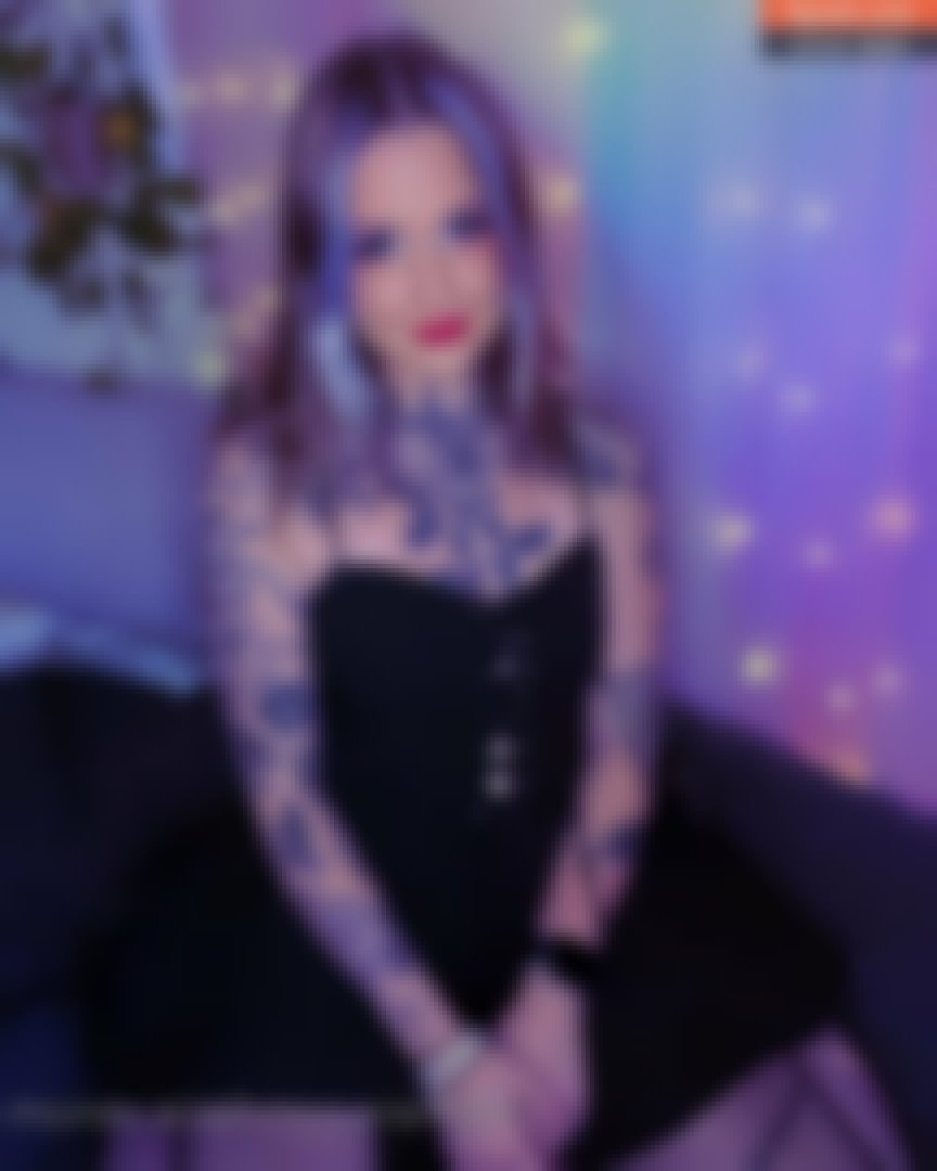 Lacie James