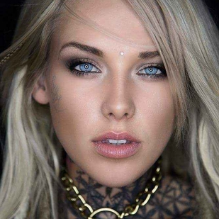 Lauren Brock
