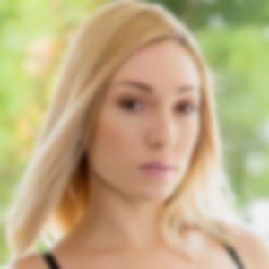 Lily Labeau