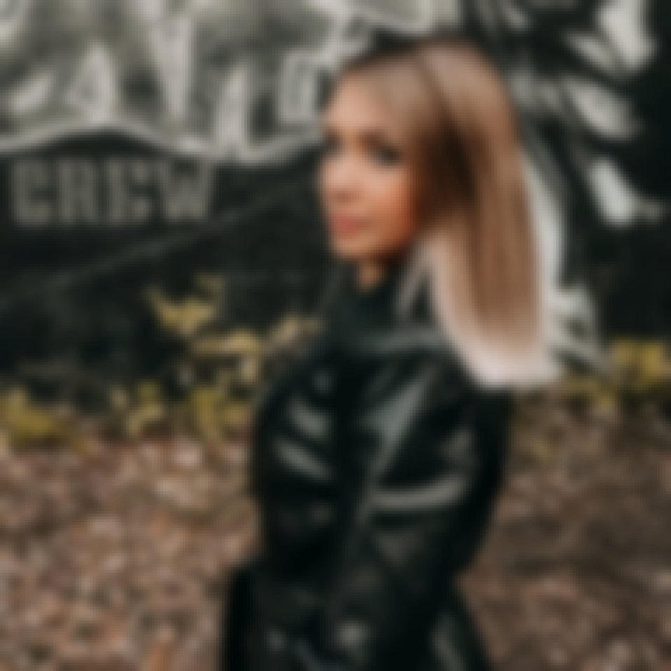 Lizz La Reign