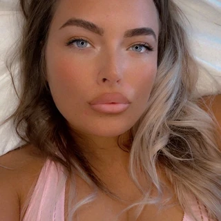 Mercedes The Muse