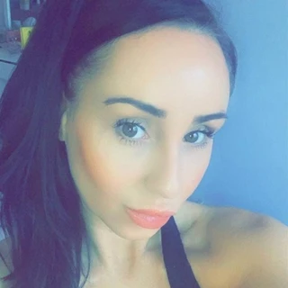 Mistress Lilly Gray