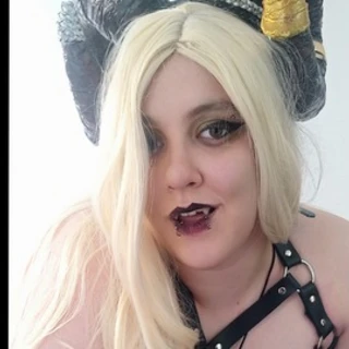 Mistress Scarlet