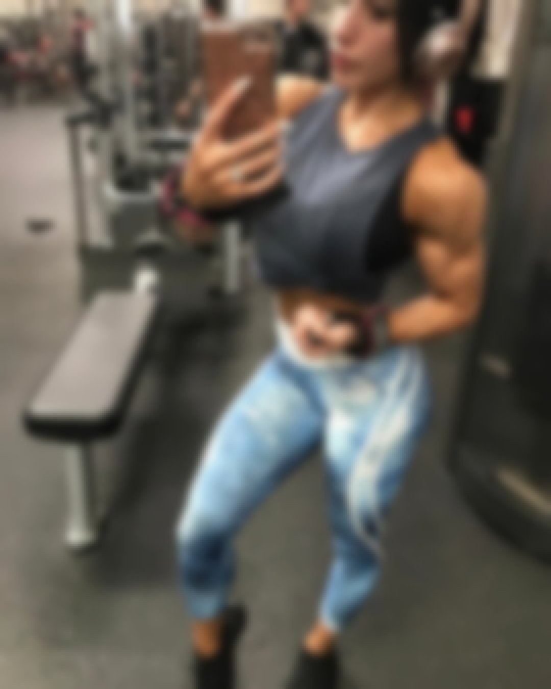 Narmin Assria
