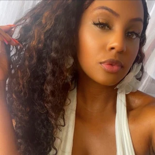 Nelli Brickhouse