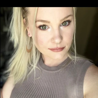 Nichole Love