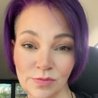 Nikki Phoenix