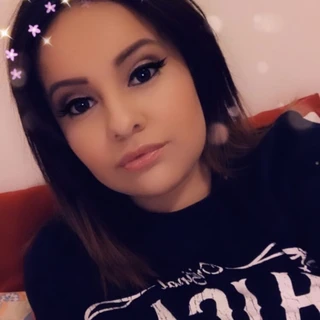 Scarlett Dove