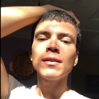 Slutty Alien