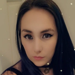 Tia Fuckin Cyrus