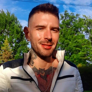 Tony Santiago