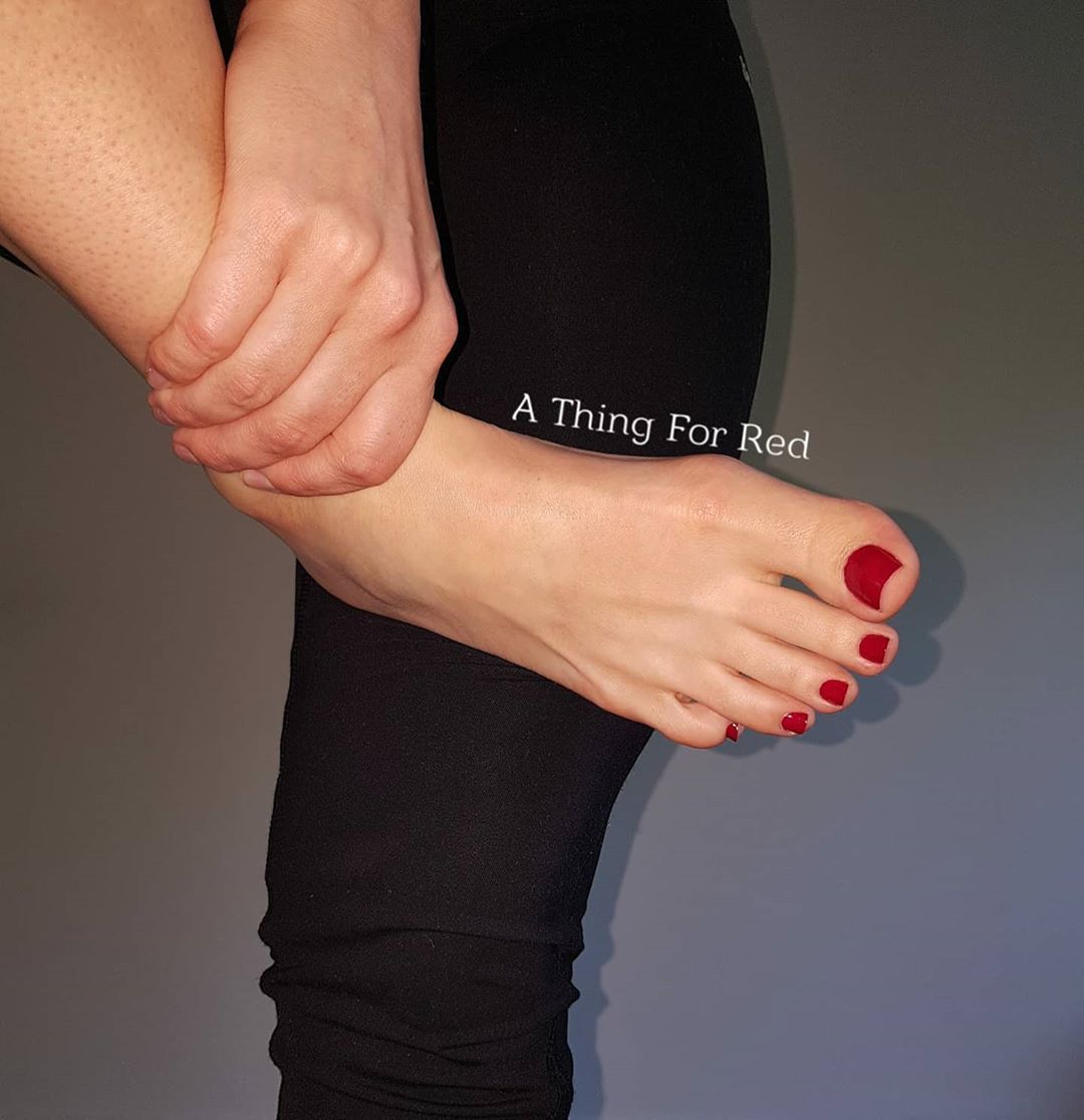 Uk Lesbian Feet Pics