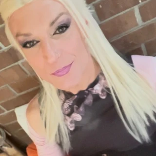 Wendi Lee