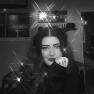 Zoe Mae
