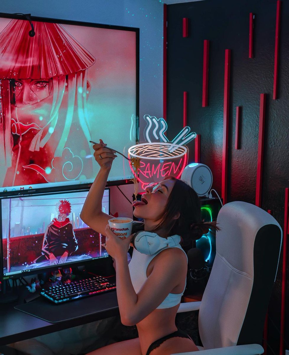 Girl On Girl Studios