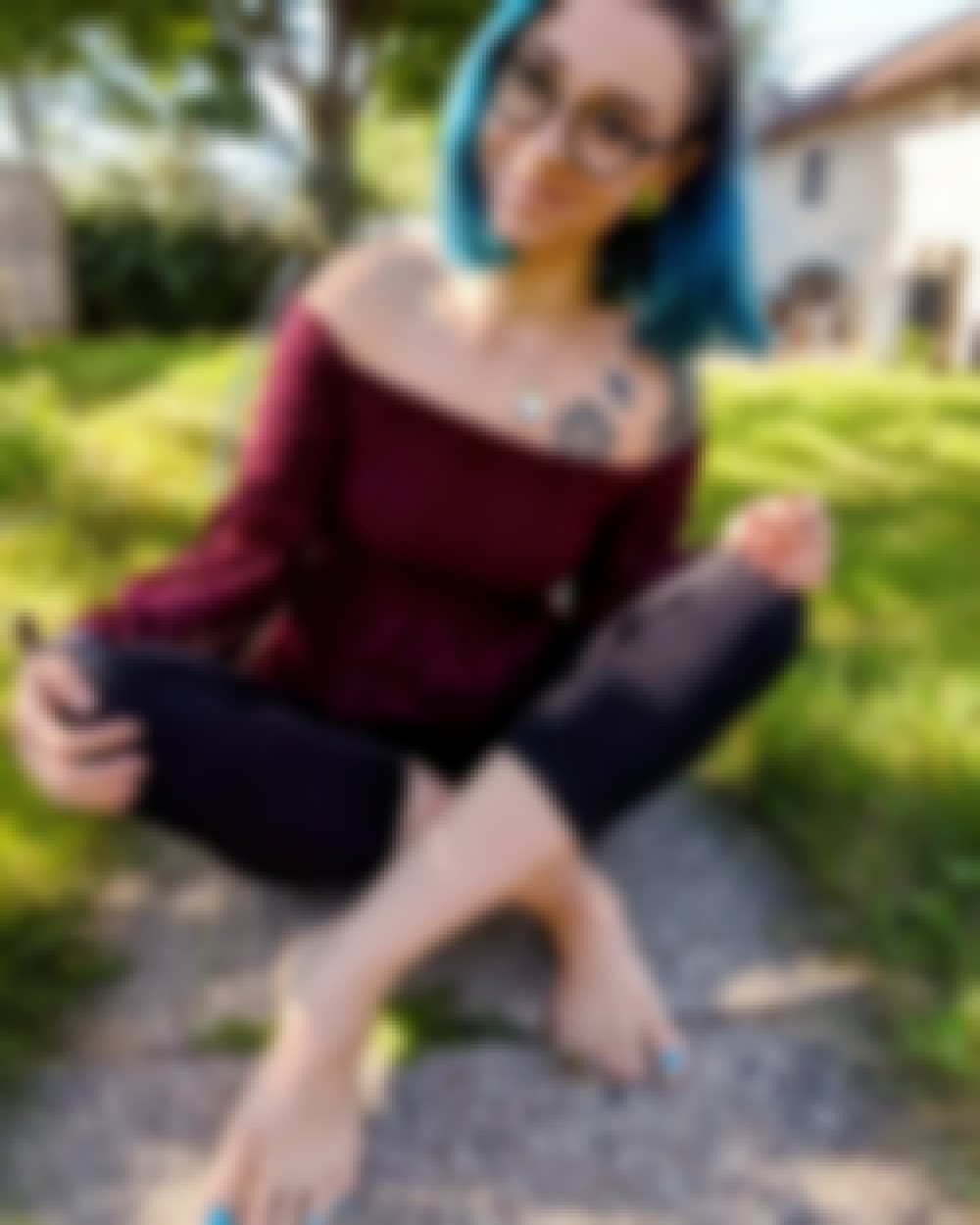 I Sell Feet Pics