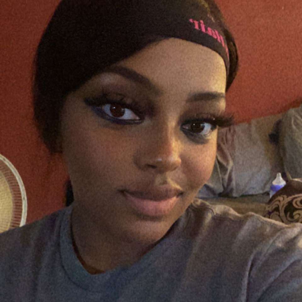 Miss Dee Nicotine